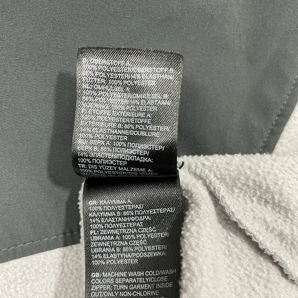 The North Face Large Gray 1/4 Zip‎ Sweatshrit Zipper Pockets